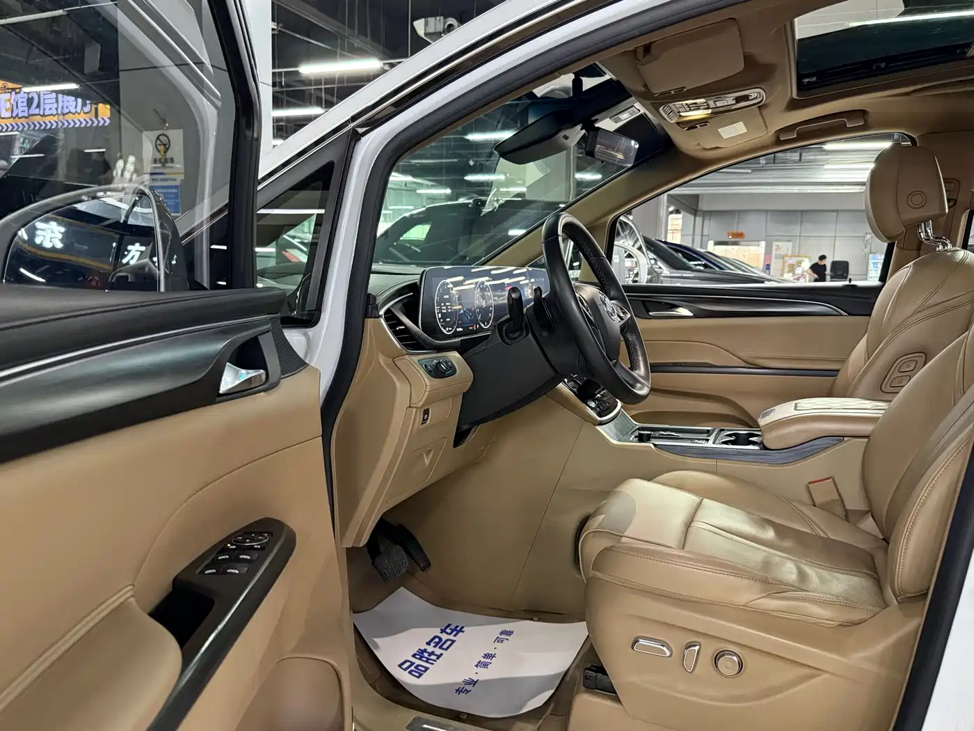 Buick GL8 2021 ES Landlord 653T Flagship фото 7