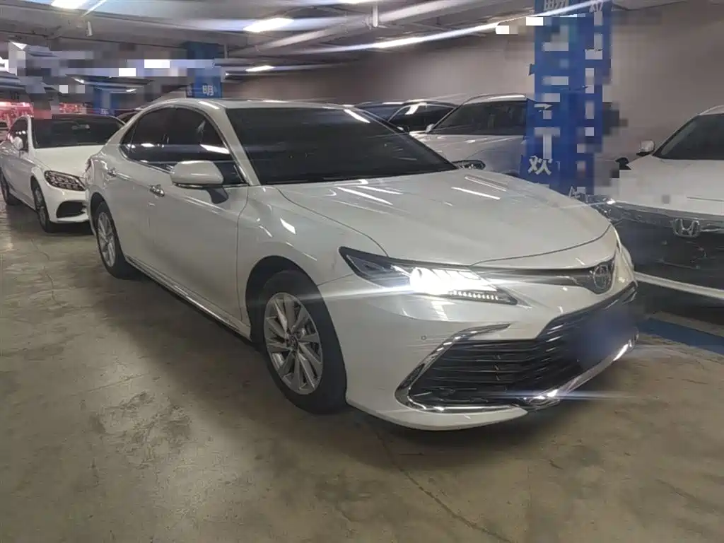 Toyota Camry 2023 2.0G Luxury Edition фото 4