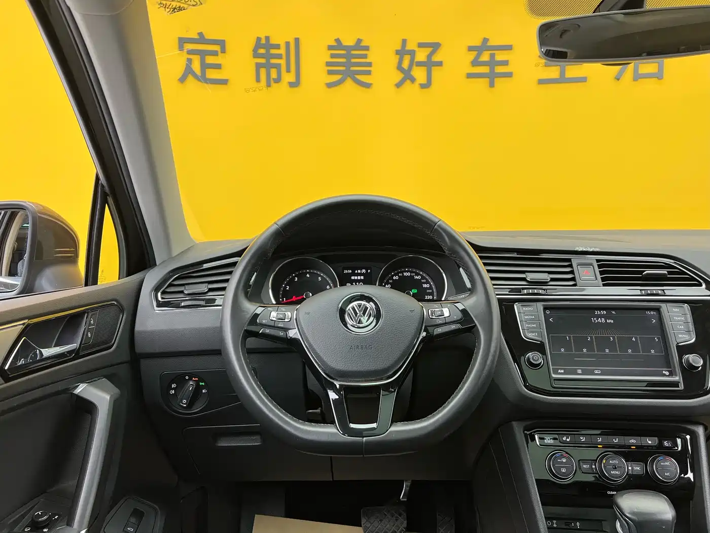 Volkswagen Tiguan L 2017 330TSI Automatic 2WD Flagship Edition фото 10