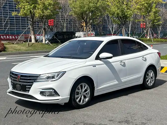 ROEWE I5