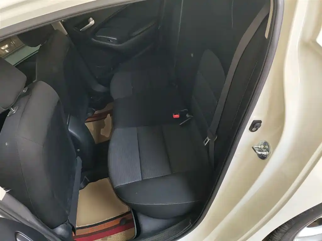 Kia K3 2017 1.6L Automatic 15th Anniversary Special GLS фото 17