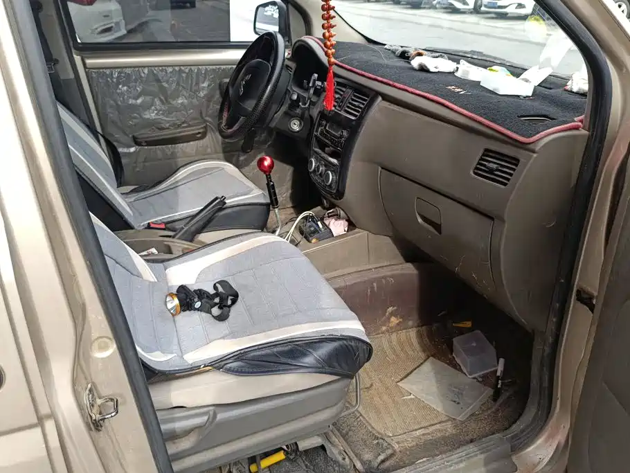 Wuling Motors Wuling Rongguang V 2019 2016 1.5L Standard