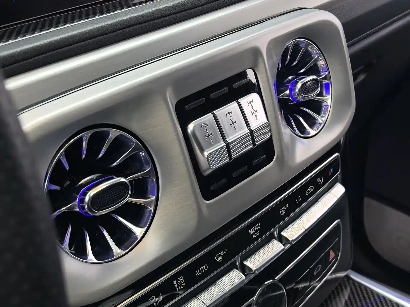 Mercedes-Benz G-Class 2023 G 350 фото 9