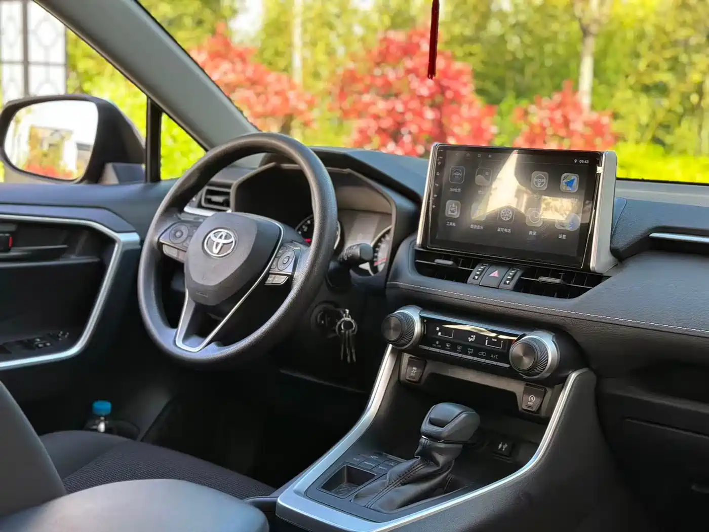 Toyota RAV4 Rongfang 2021 2.0L CVT 2WD Urban фото 10
