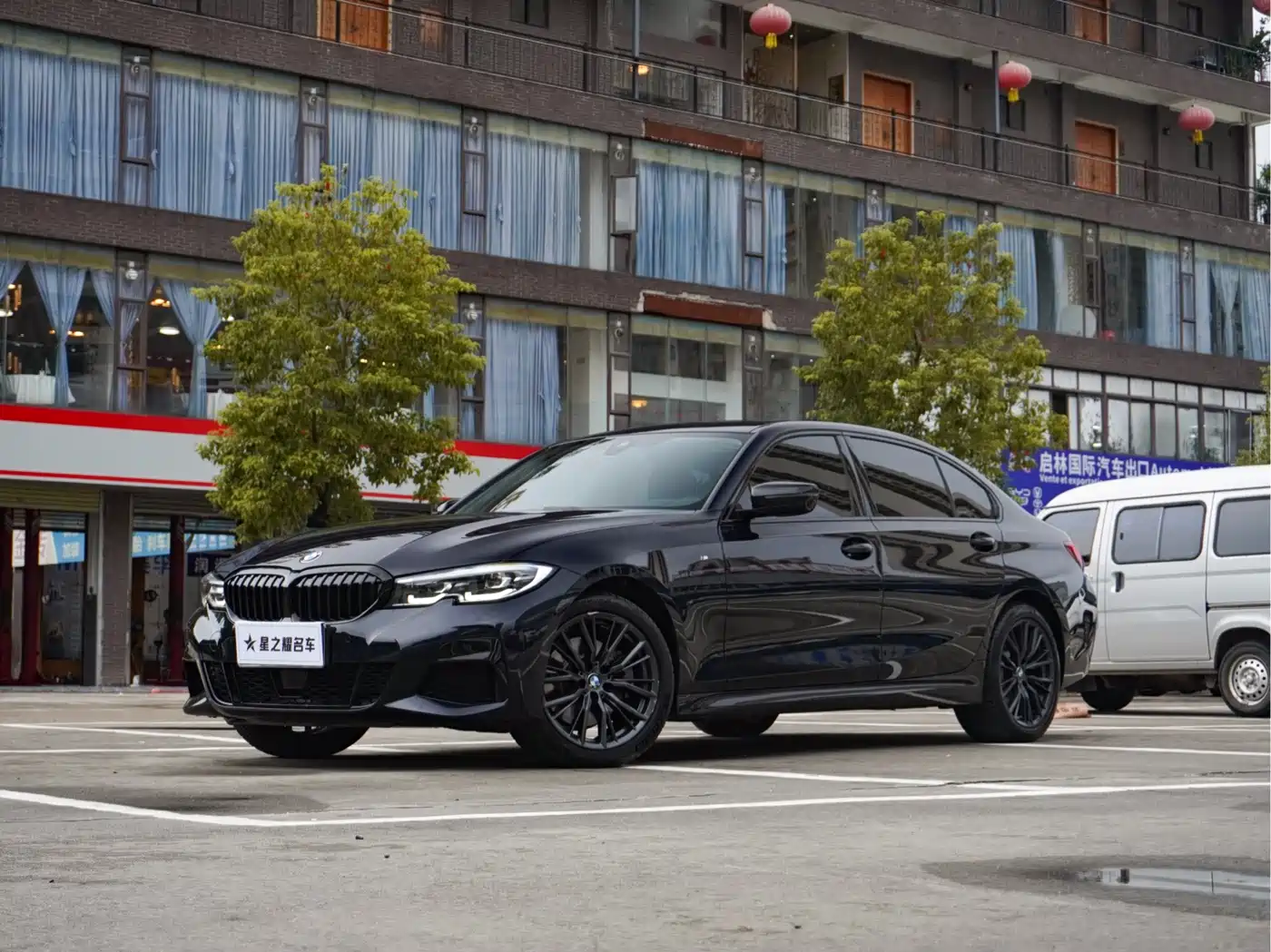 Фото 1 - BMW 3 Series