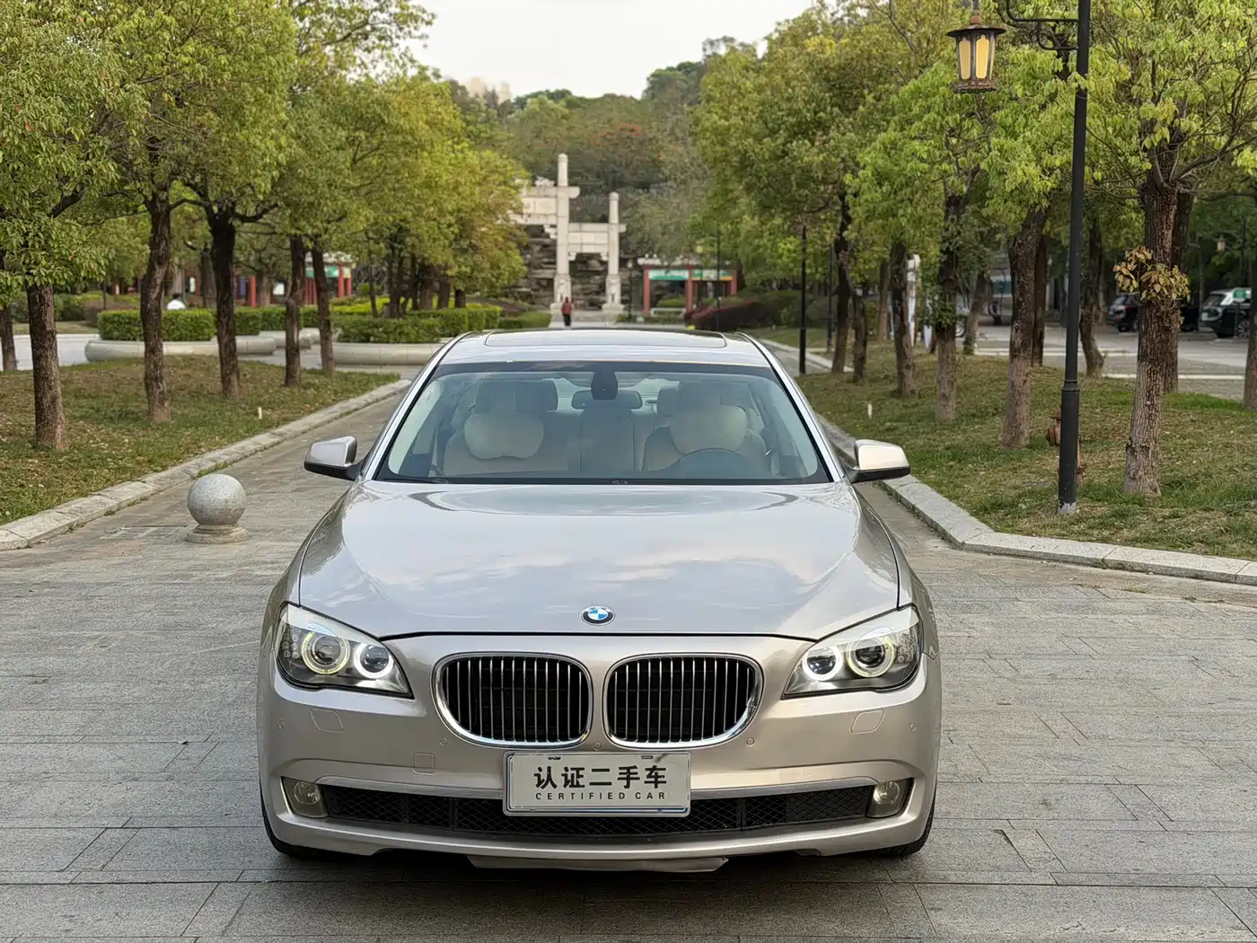 BMW 7 Series 2011 730Li Elegance фото 2