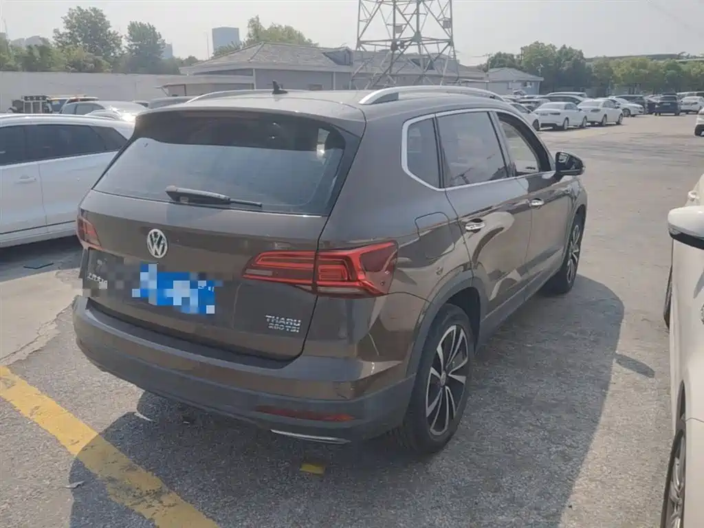 Volkswagen Tharu 2019 280TSI 2WD Luxury Edition China V фото 12