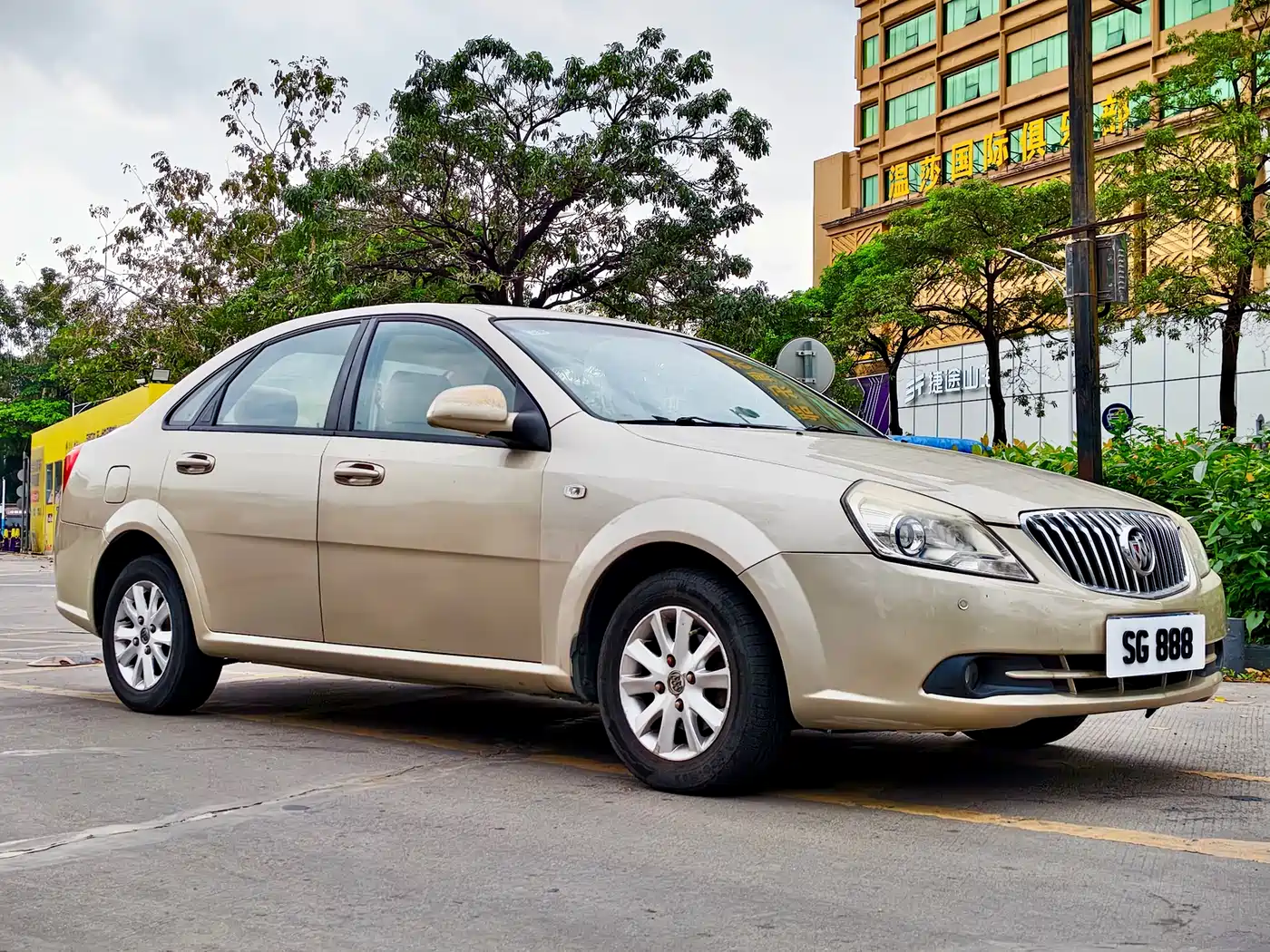 Buick Excelle 2013 1.5L Automatic Classic фото 3