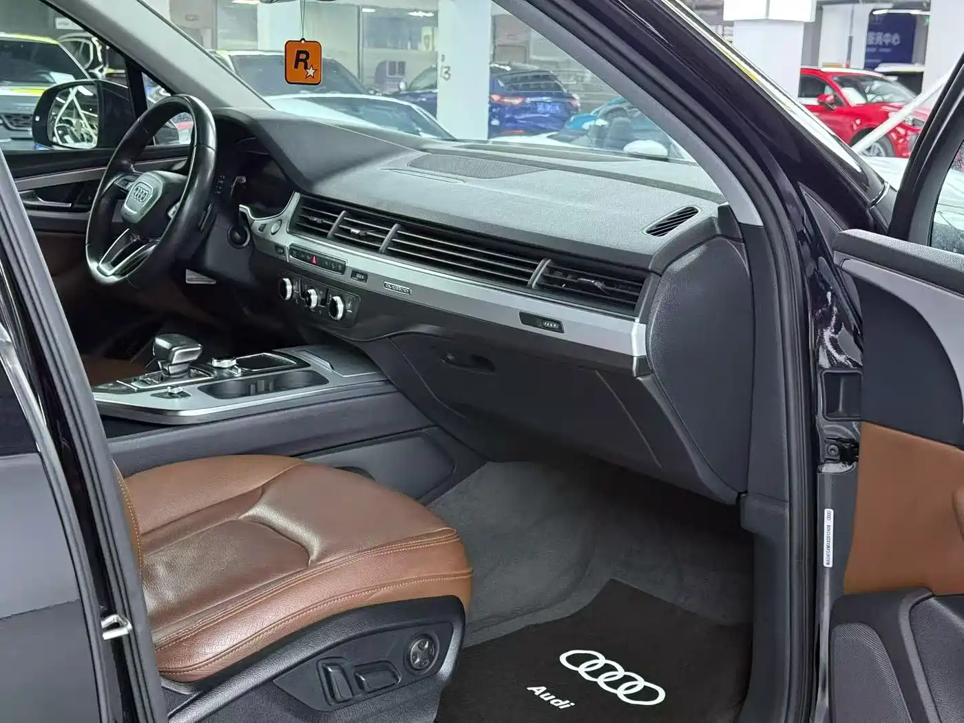 Audi Q7 2018 40 TFSI Comfort фото 5