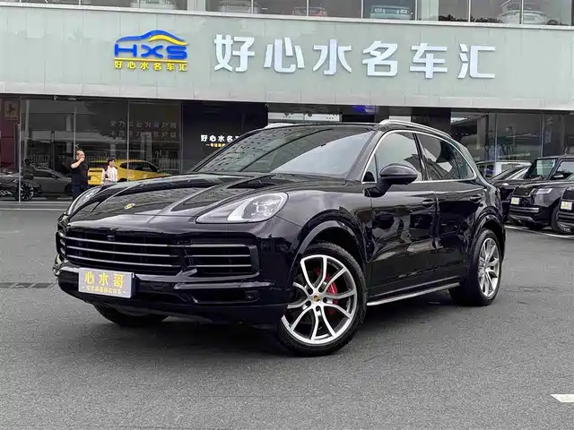 PORSCHE CAYENNE