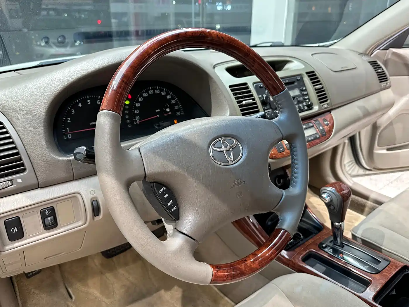 Toyota Camry (Overseas) 2005 2.4 Standard Edition фото 14