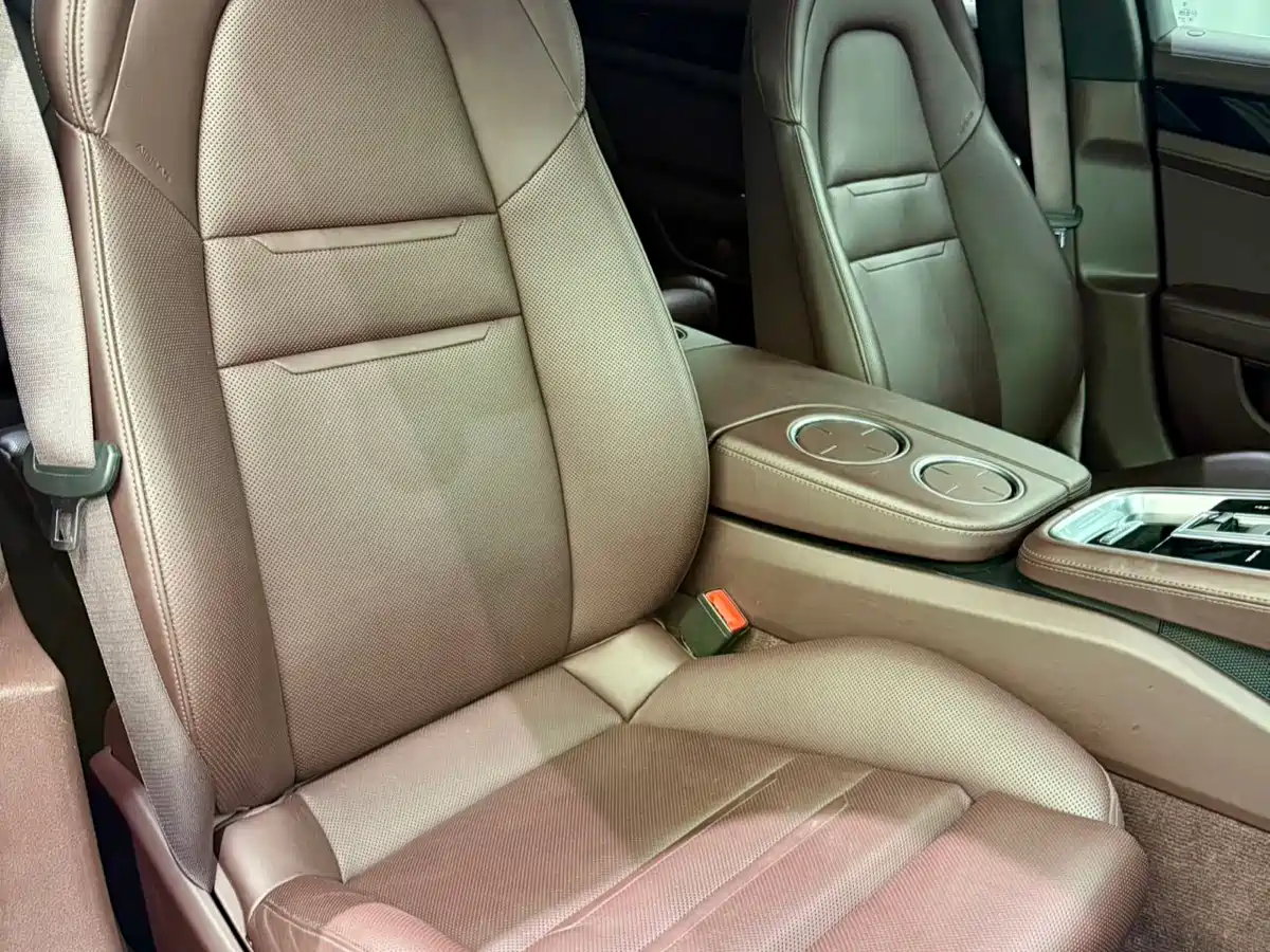 Porsche Panamera 2019 Panamera 4 Executive Long Wheelbase 2.9T фото 24
