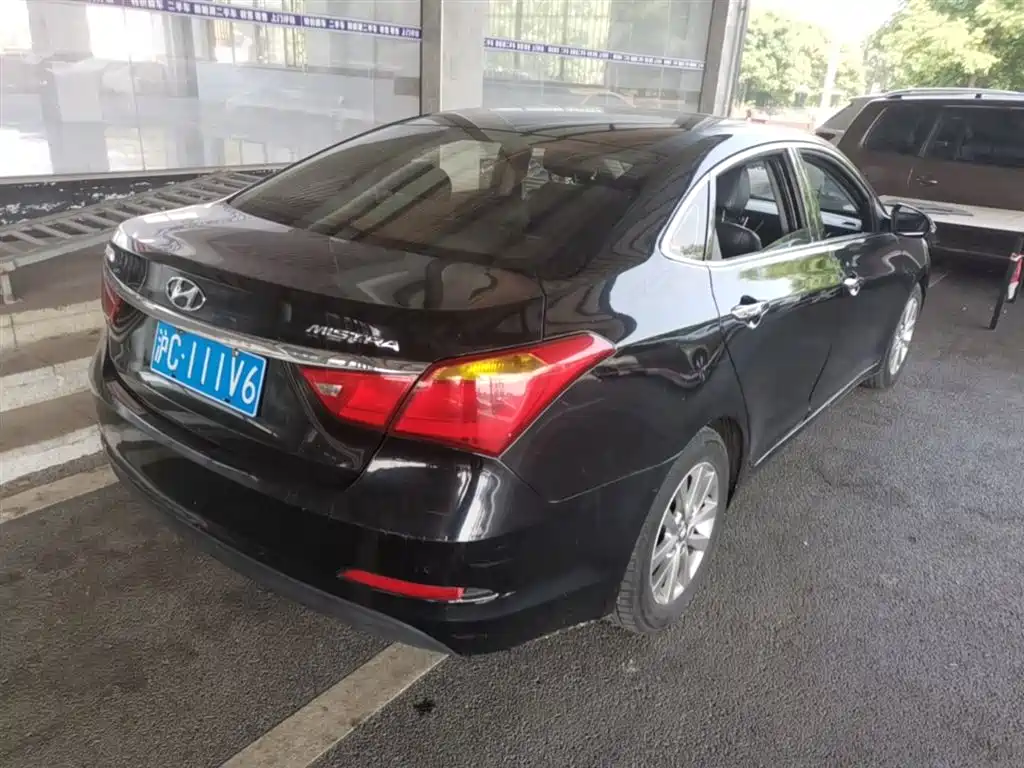 Hyundai Mistra 2014 1.8L Auto Smart GLS фото 12