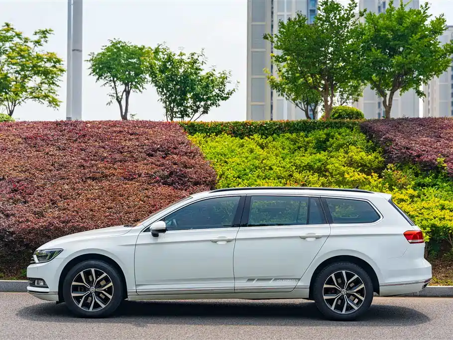 Volkswagen Weilan 2018 380TSI 2WD Comfort Edition фото 7