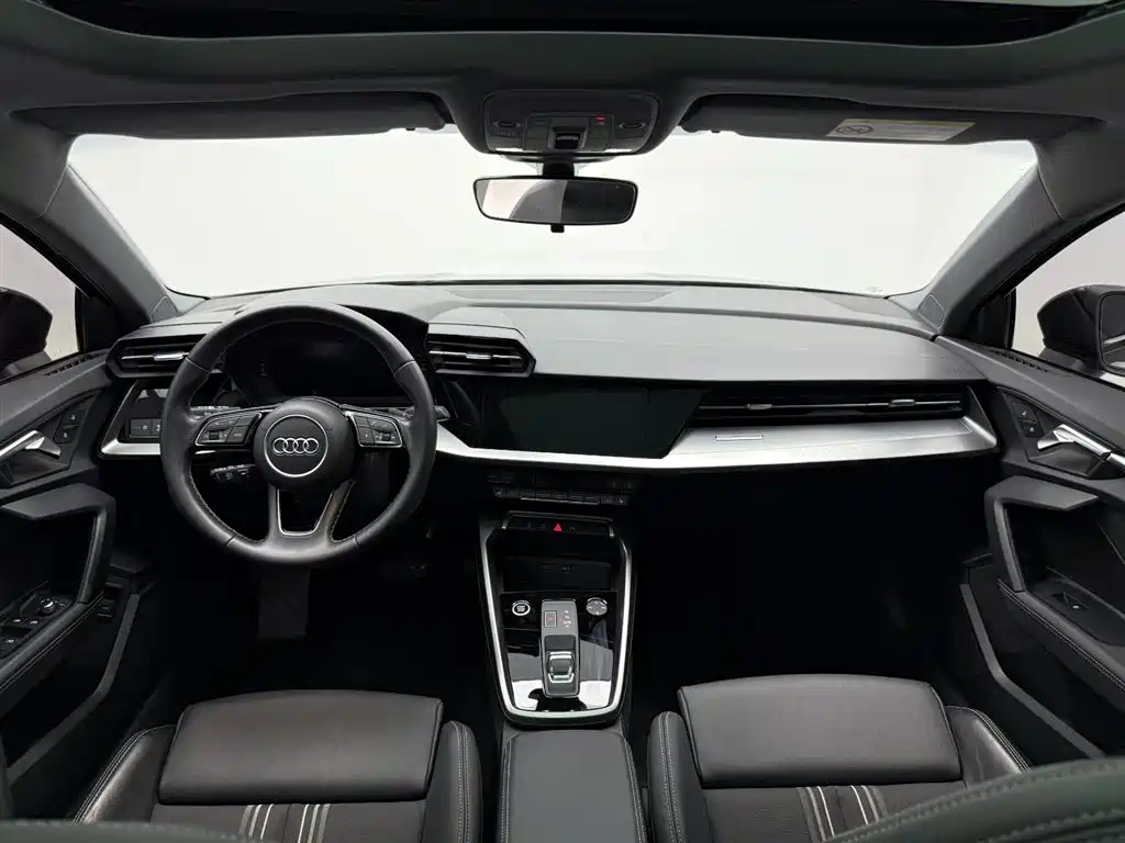 Audi A3 2023 A3L Limousine 35 TFSI Fashion Sport фото 11