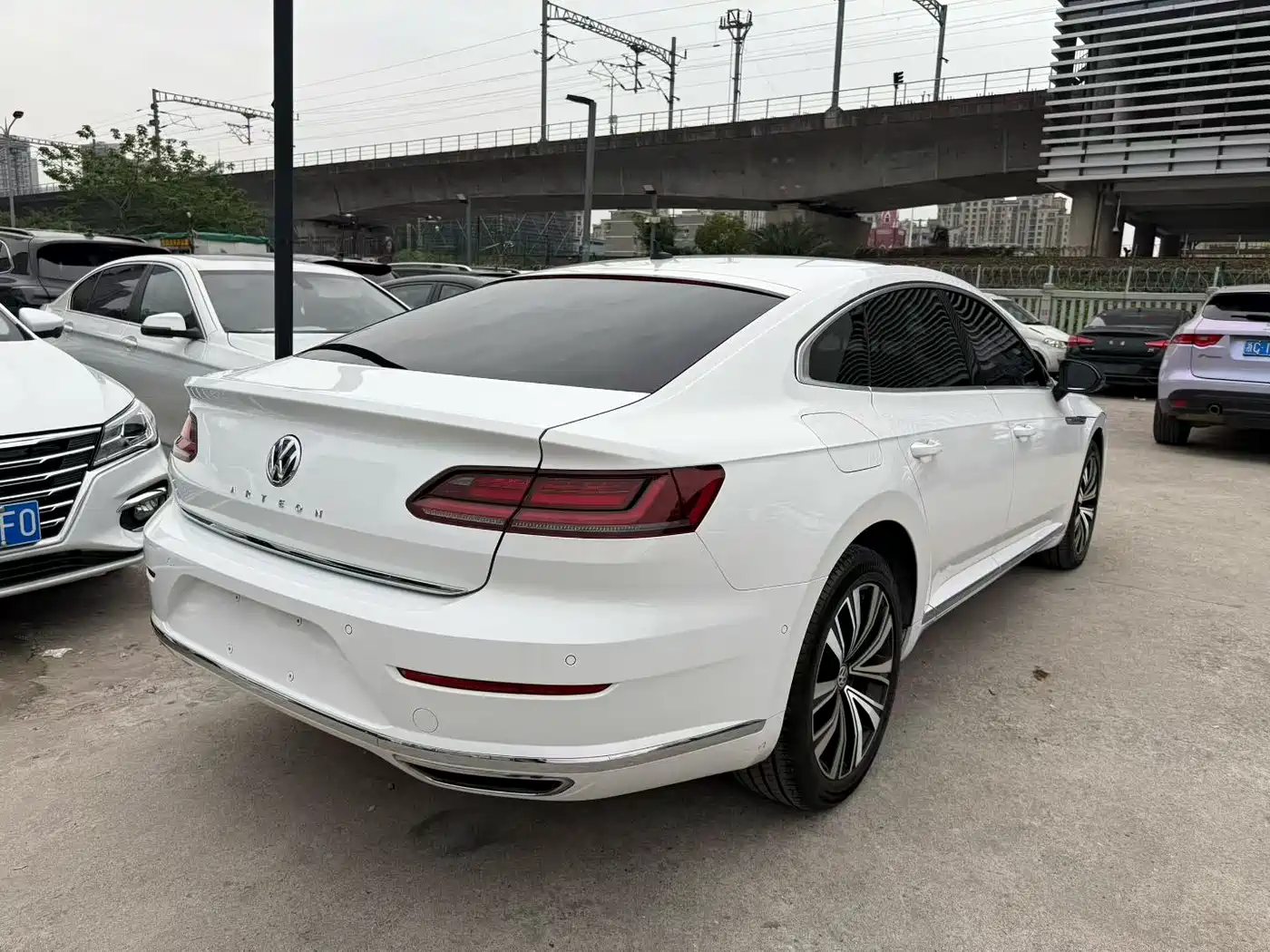 Volkswagen FAW-Volkswagen CC 2020 330TSI Glamour Version China VI фото 9