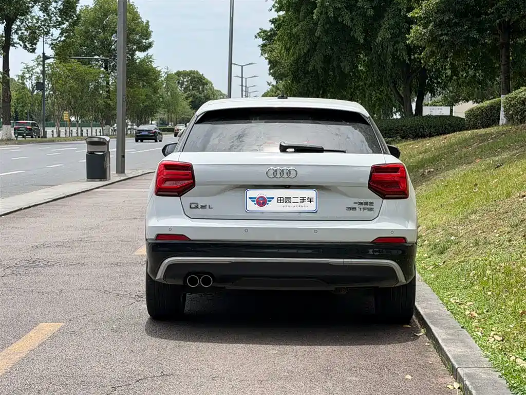 Audi Q2L 2021 35 TFSI Progressive Dynamic фото 5