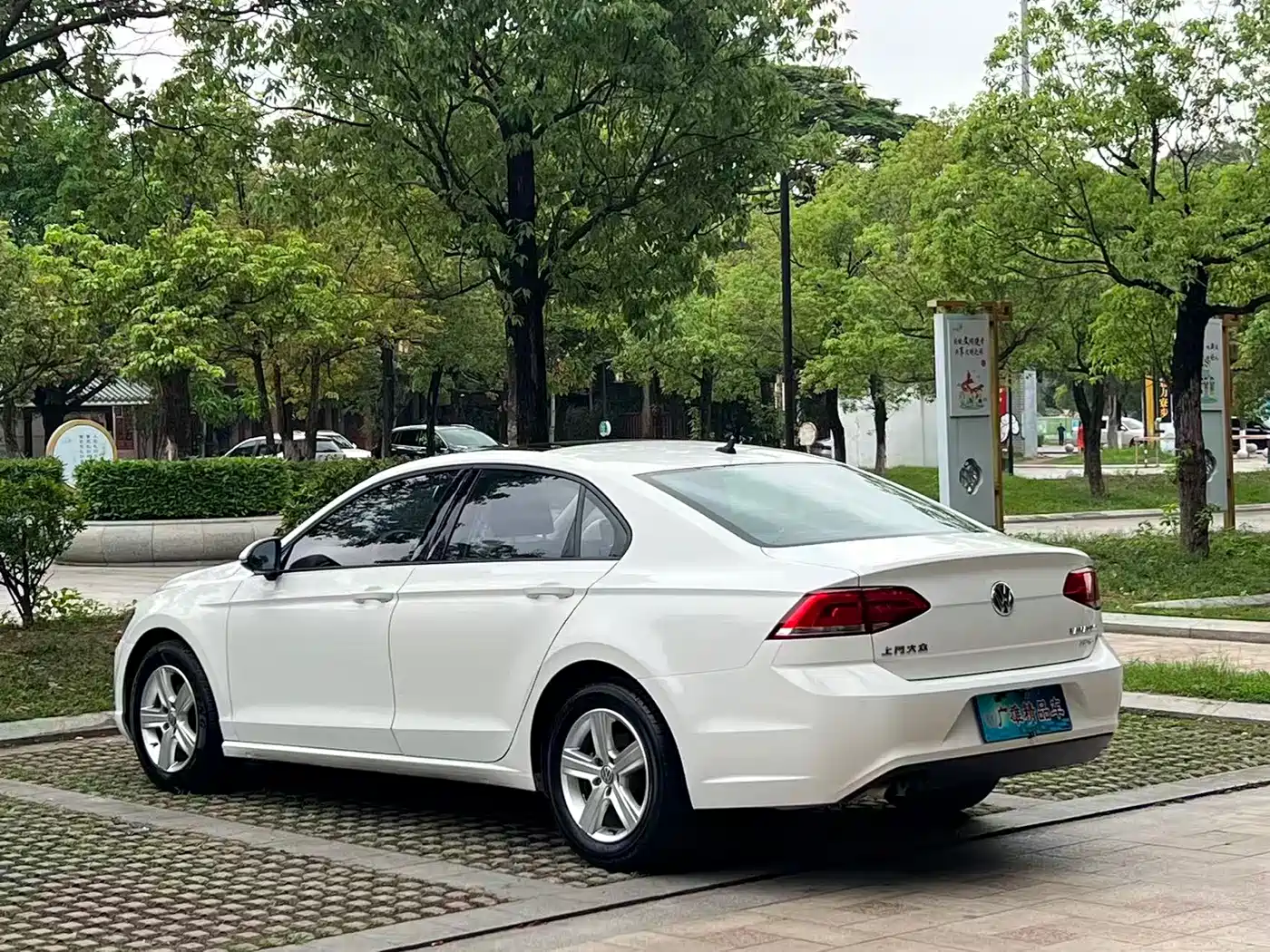 Volkswagen Lamando 2018 230TSI DSG Trend Edition фото 4