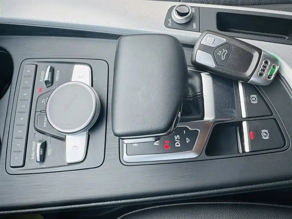 Audi A4 (Import) 2020 Avant Pioneer 40 TFSI Fashion Dynamic фото 14