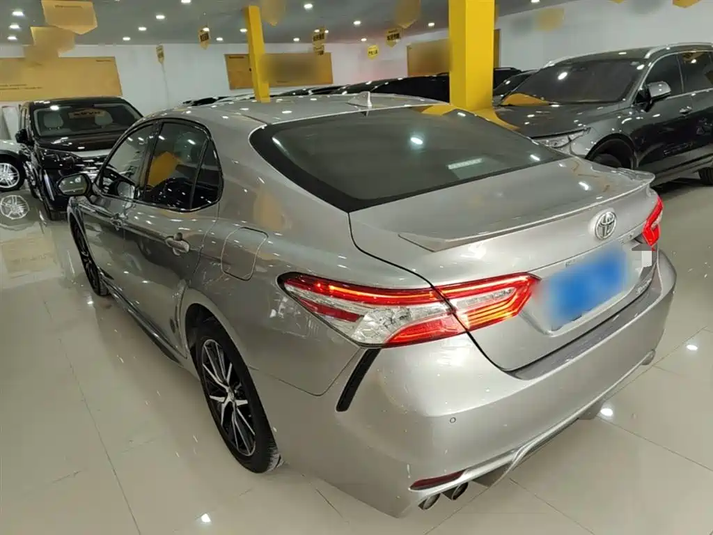 Toyota Camry 2021 2.5S Feng Shang Edition фото 5