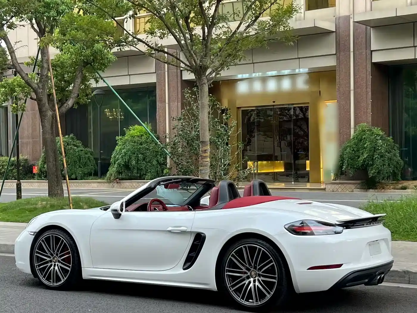 Porsche 718 2018 Boxster 2.0T фото 11