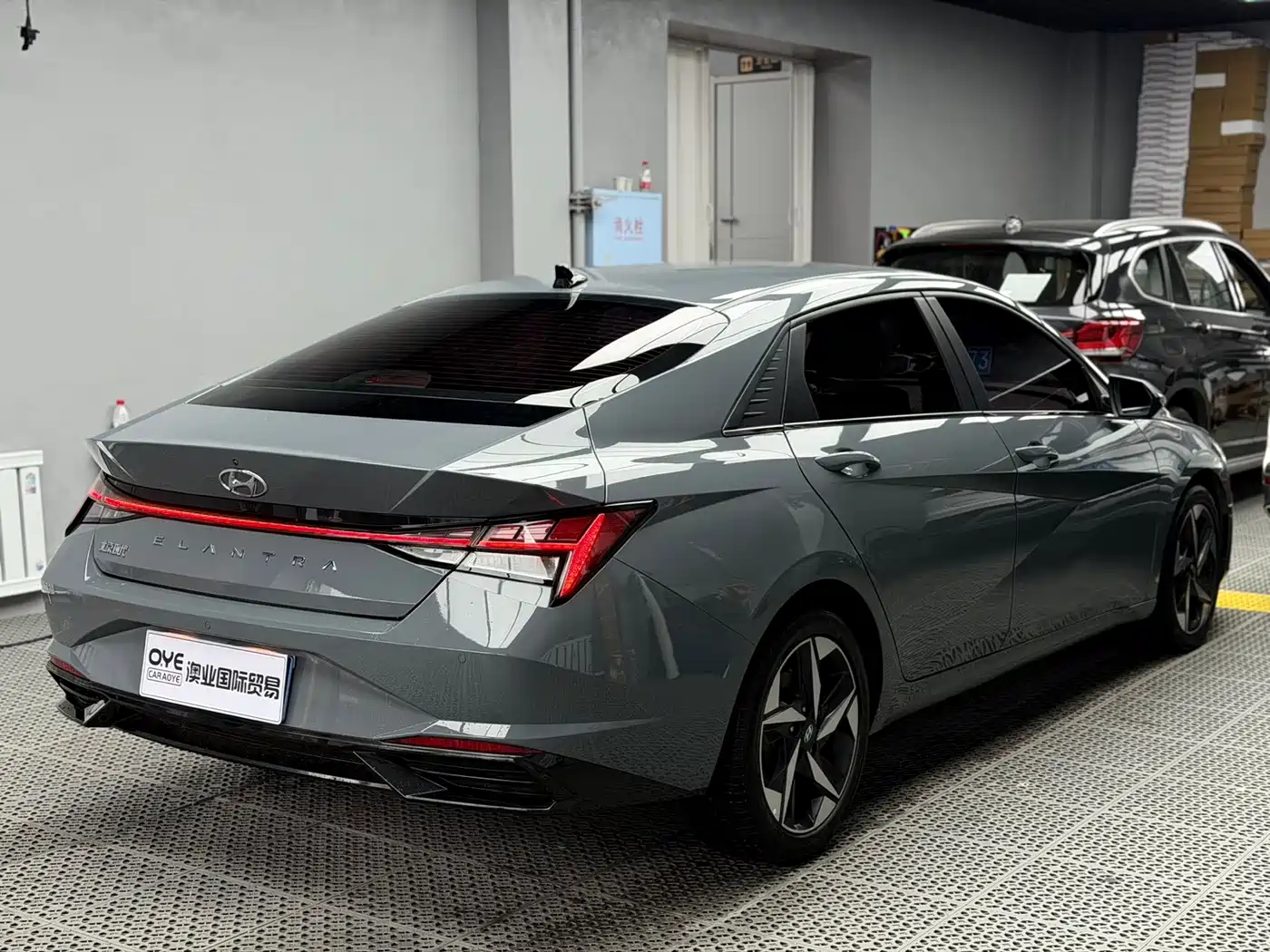 Hyundai Elantra 2022 1.5L CVT GLX Elite Edition фото 6