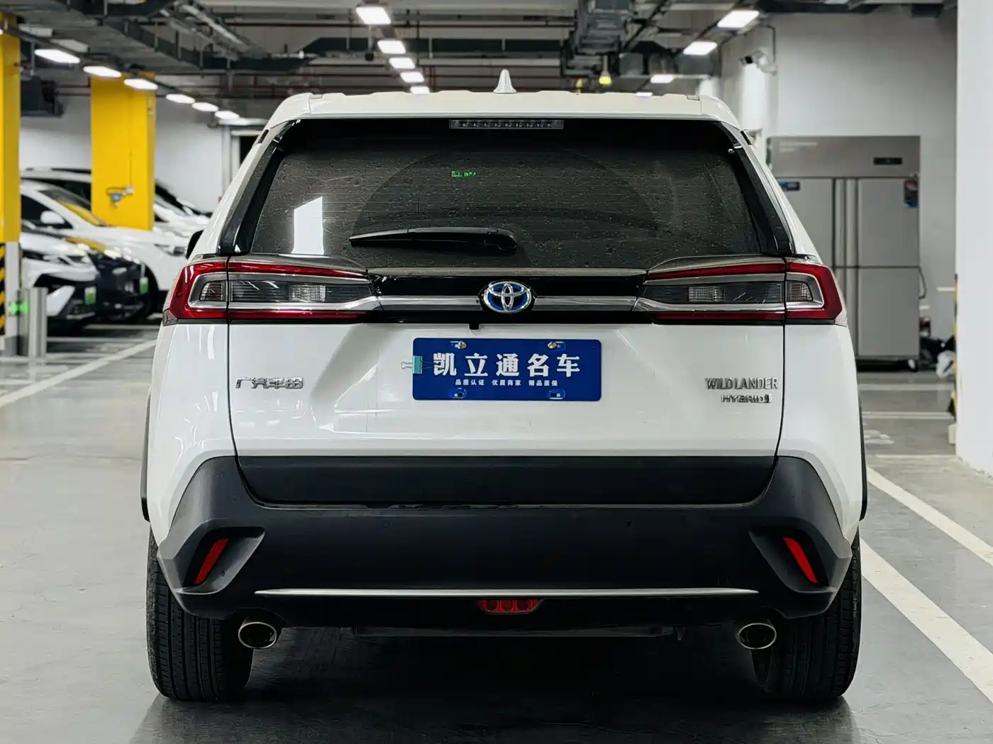 Toyota Wildlander 2020 Dual Engine 2.5L E-CVT FWD Luxury фото 5