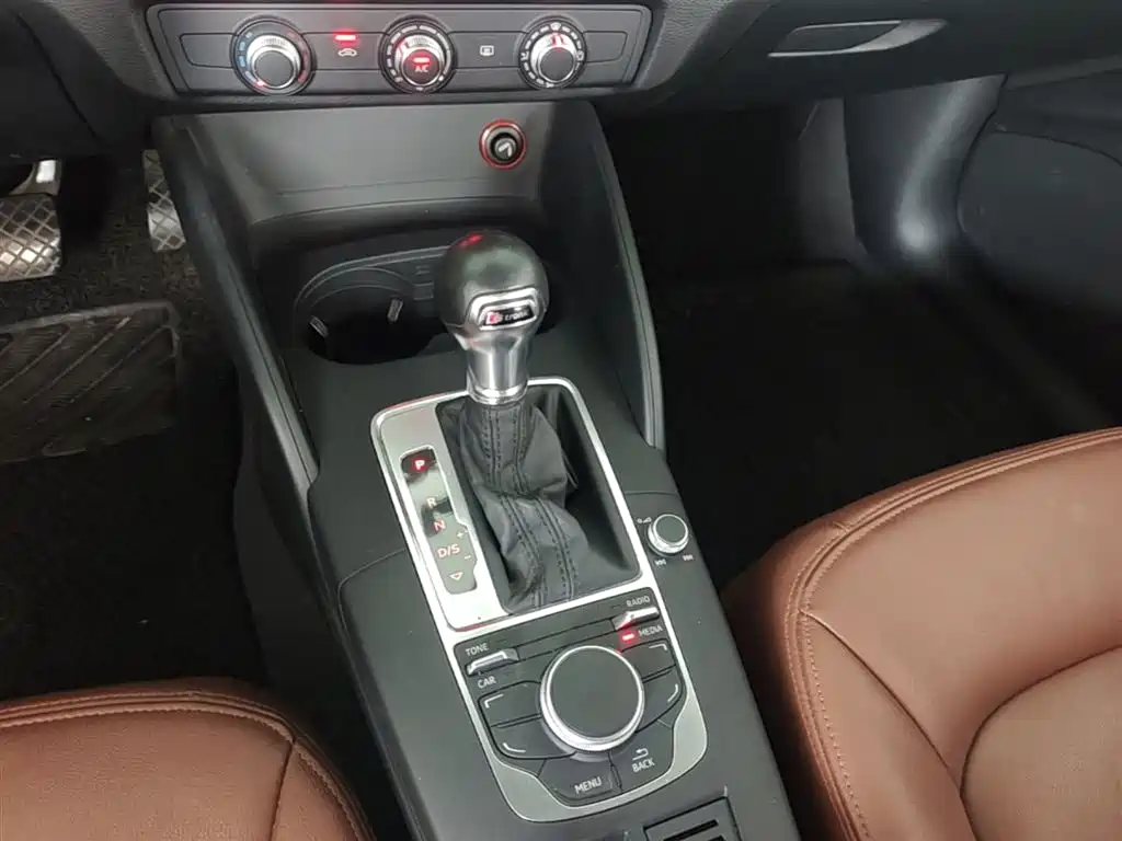 Audi A3 2015 Sportback 35 TFSI Millionth Anniversary Intelligent Leader Type фото 14