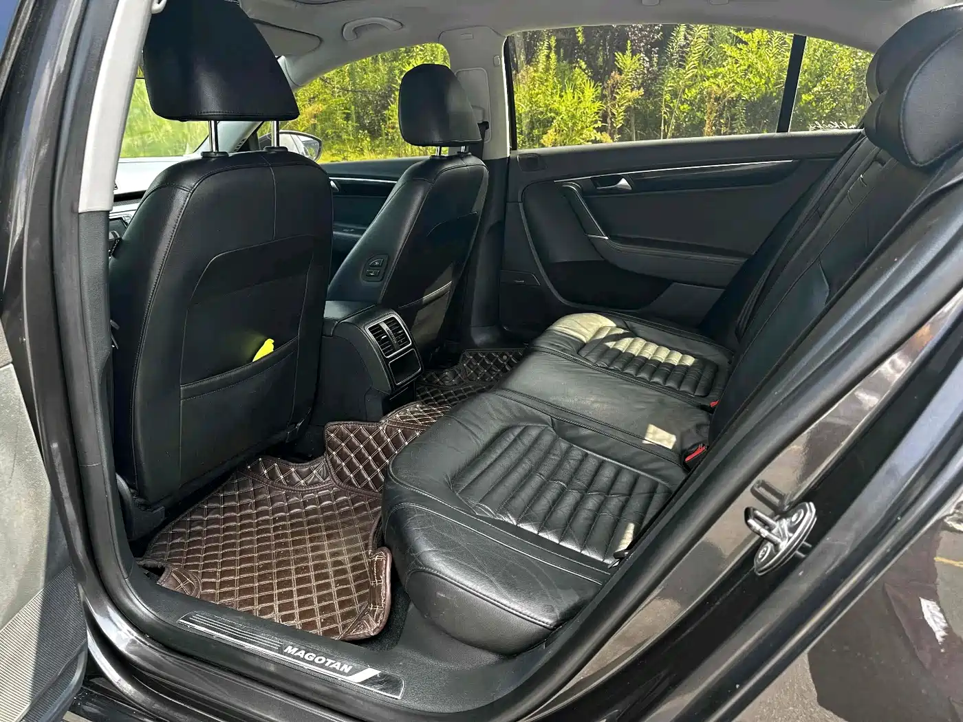 Volkswagen Magotan 2013 2.0TSI Luxury фото 8