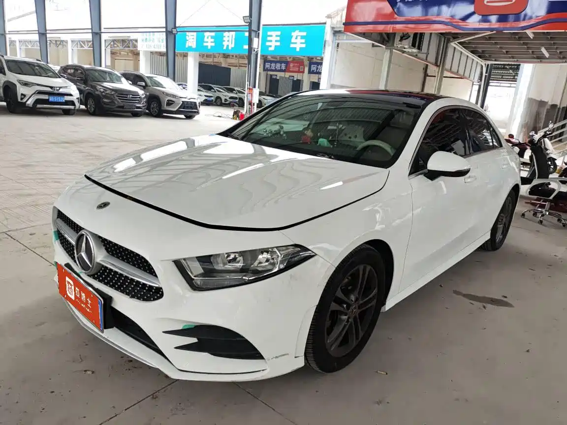 MERCEDES-BENZ A CLASS