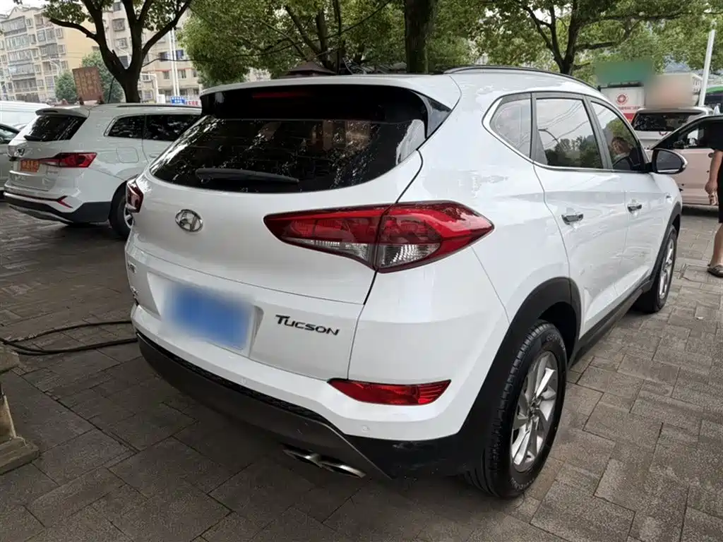 Hyundai Tucson 2015 1.6T Dual Clutch 2WD Smart фото 8