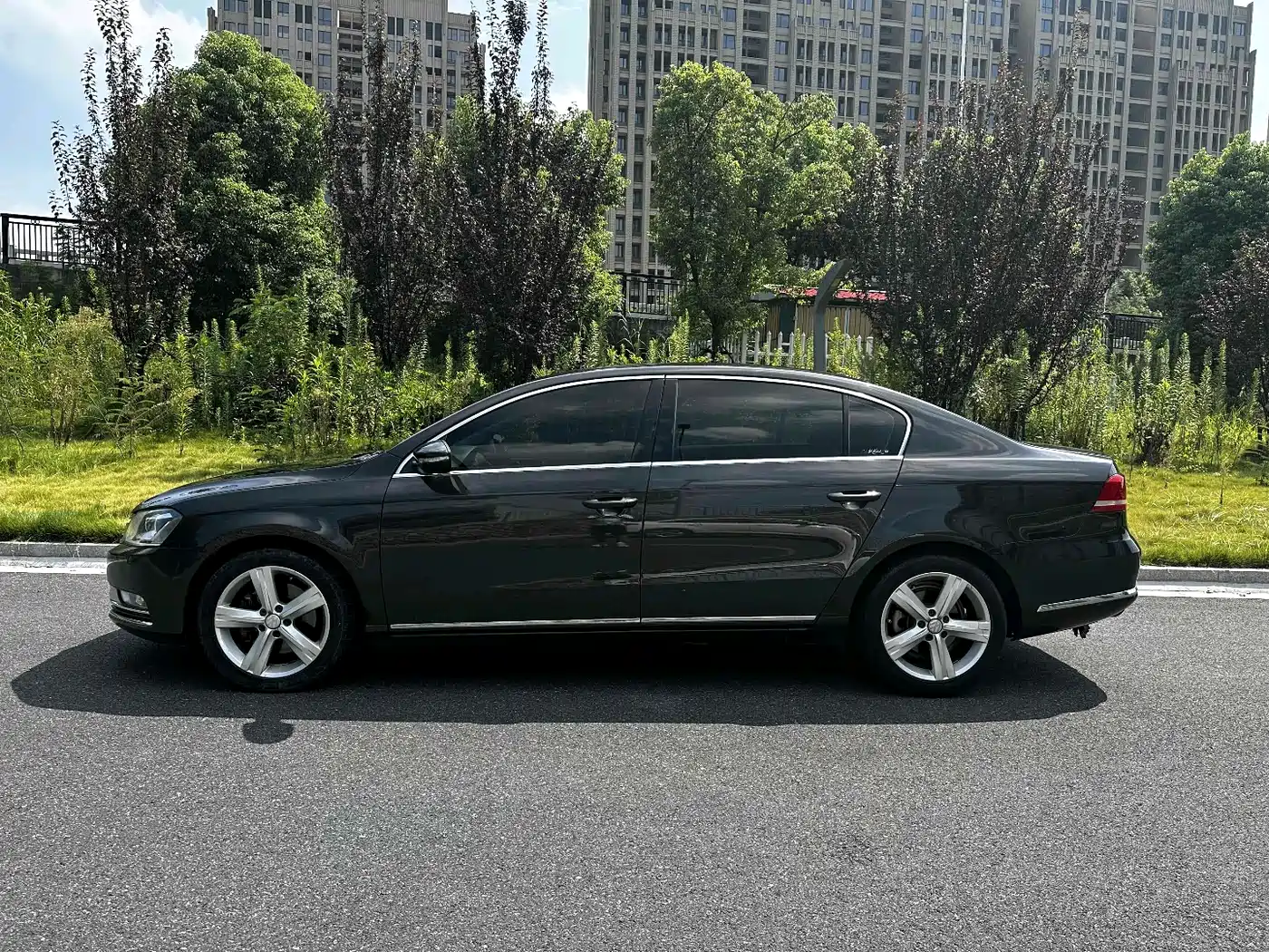 Volkswagen Magotan 2013 2.0TSI Luxury фото 9
