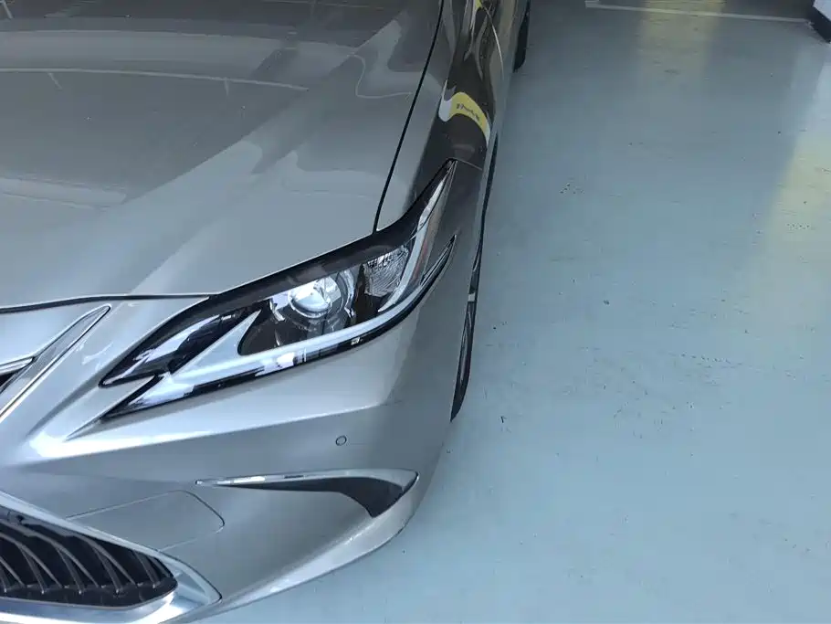 Lexus ES 2018 200 Excellence Edition (China VI) фото 5