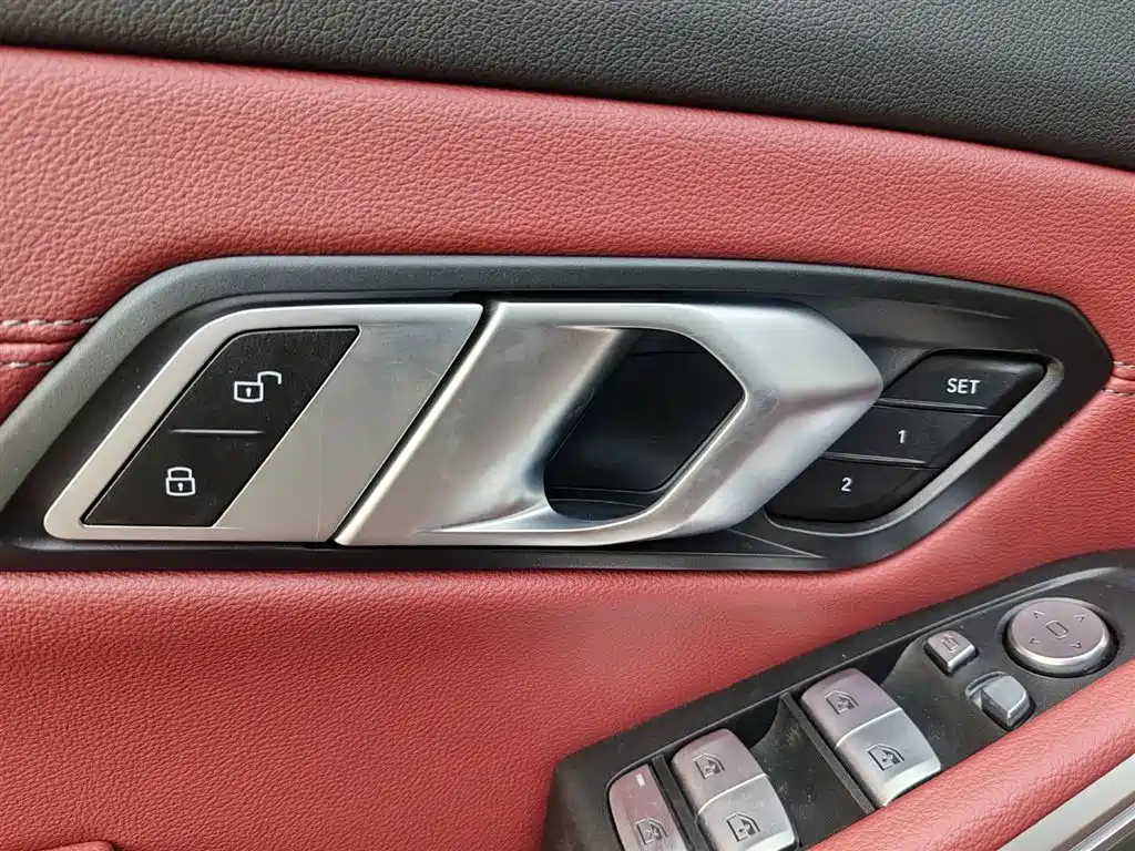 BMW 3 Series 2024 325Li M Sport Package фото 14