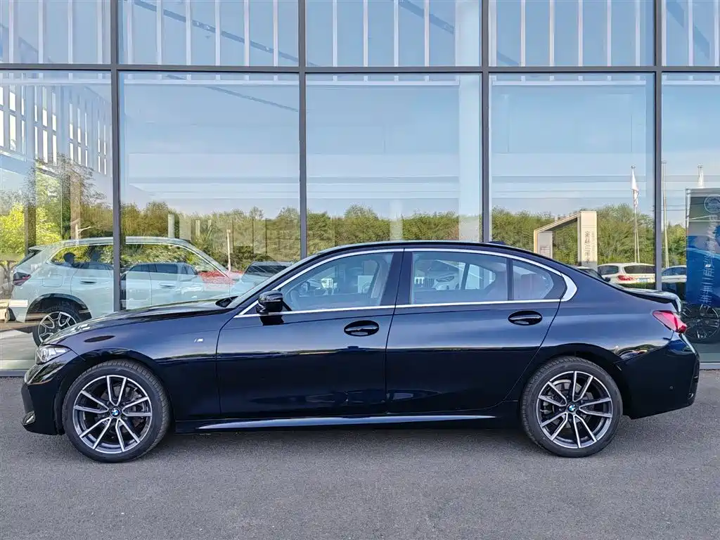 BMW 3 Series 2024 325Li M Sport Package фото 3
