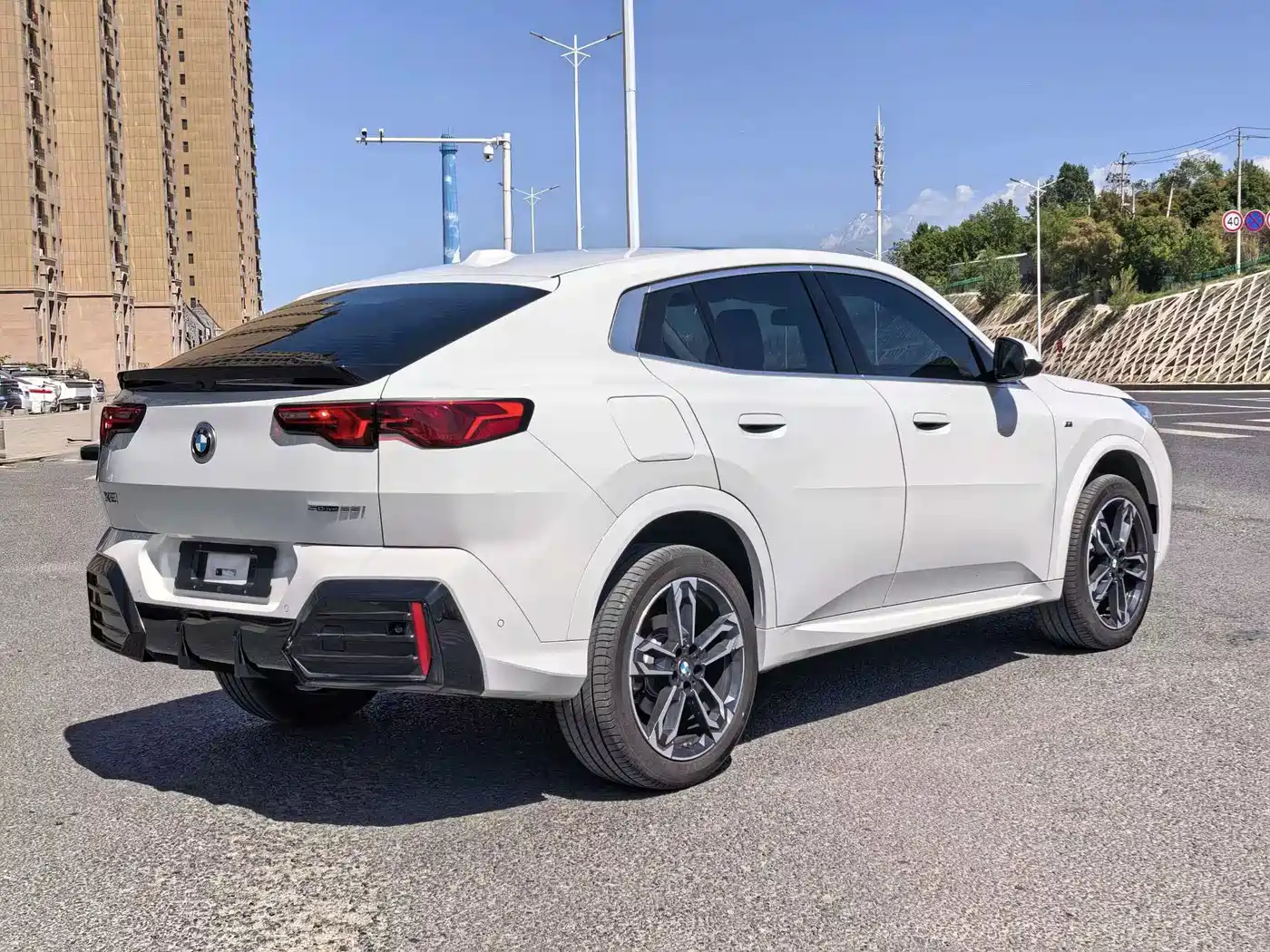 BMW X2 (Import) 2025 sDrive25i M Sport Package фото 6