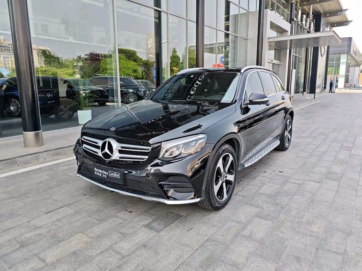 Mercedes-Benz GLC 2019 GLC 260 4MATIC Luxury