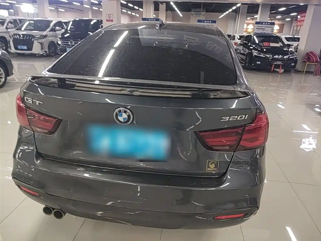 BMW 3 Series GT 2020 320i M Sport Package фото 6