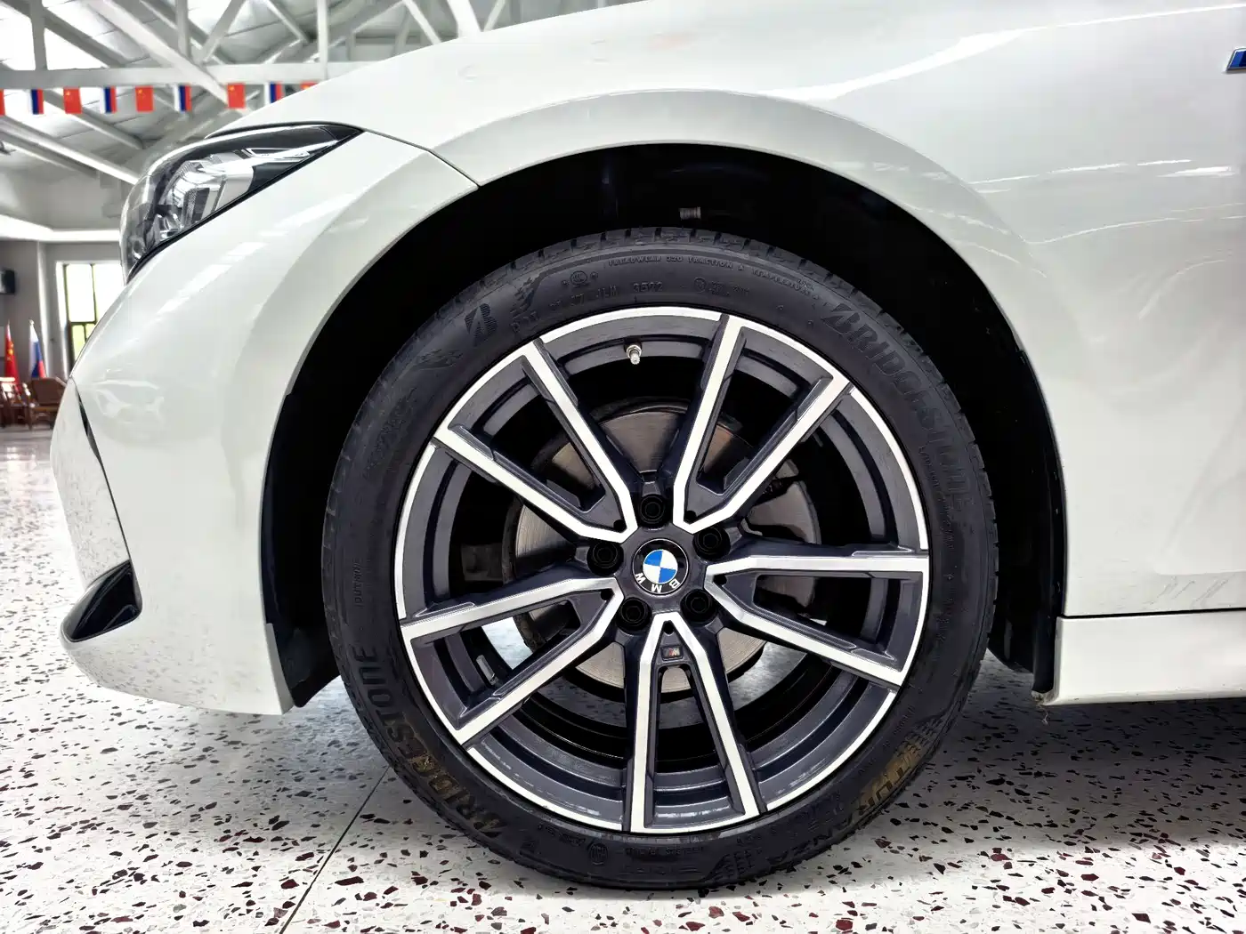 BMW 3 Series 2023 320Li M Sport Package фото 26
