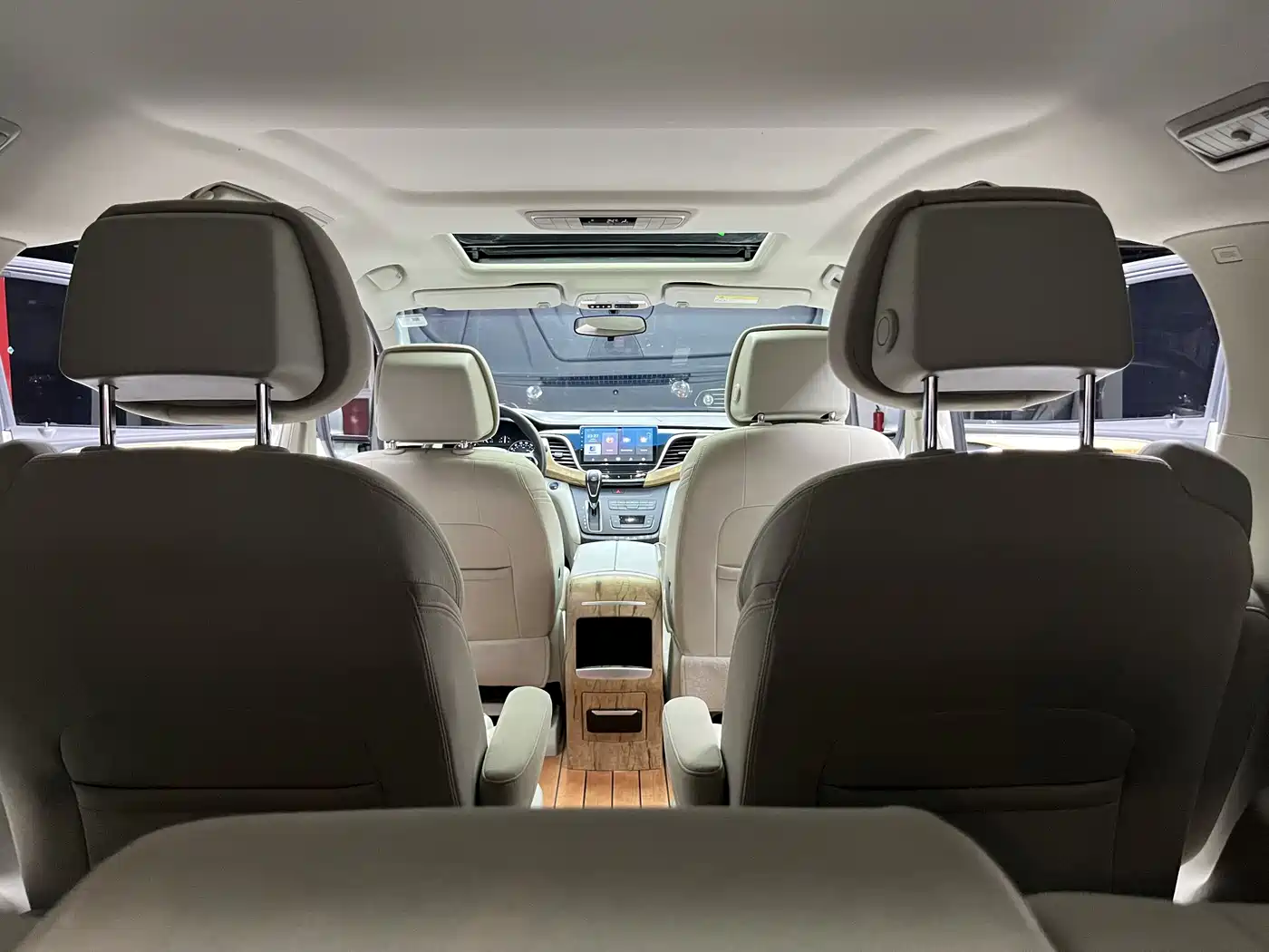 Buick GL8 2018 ES 28T Comfort Type China VI фото 27