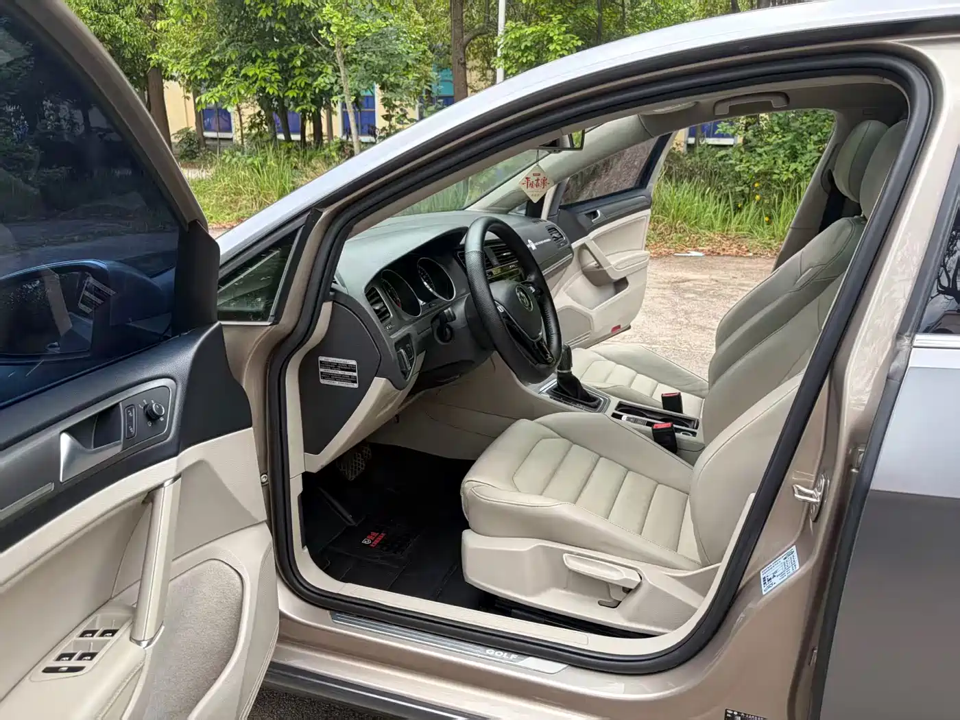 Volkswagen Golf 2016 230TSI Automatic Luxury фото 4