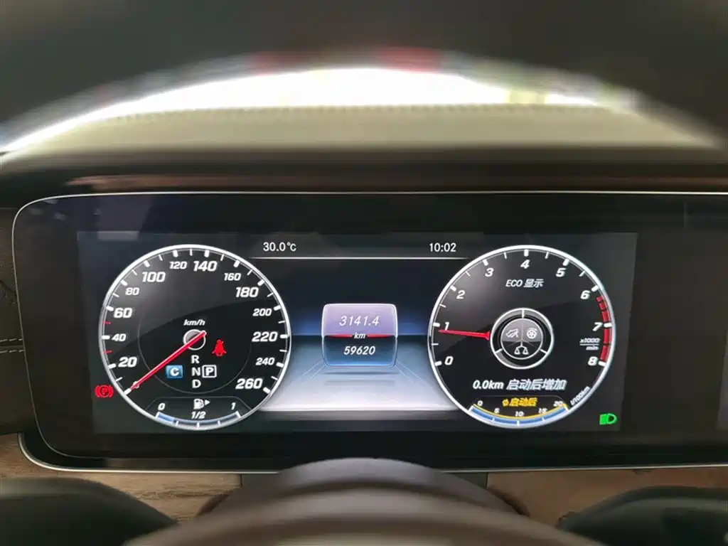 Mercedes-Benz E-Class 2016 E 300 L Luxury фото 4