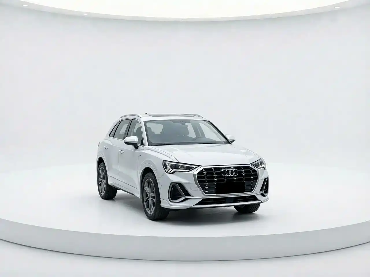 Audi Q3 2023 40 TFSI Fashion Dynamic фото 3