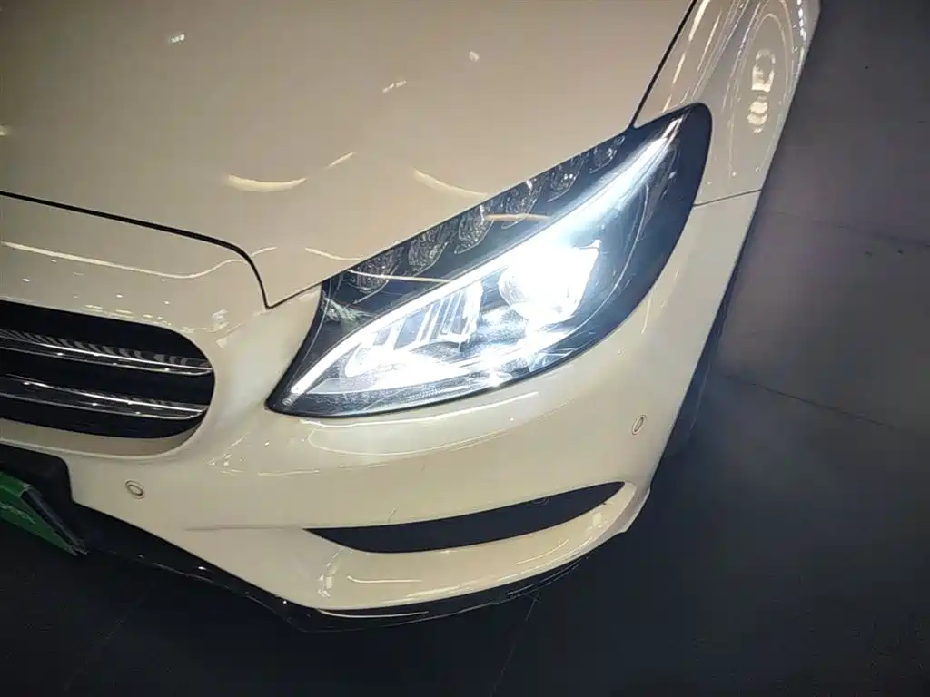 Mercedes-Benz C-Class 2018 C 200 Sport Edition фото 24