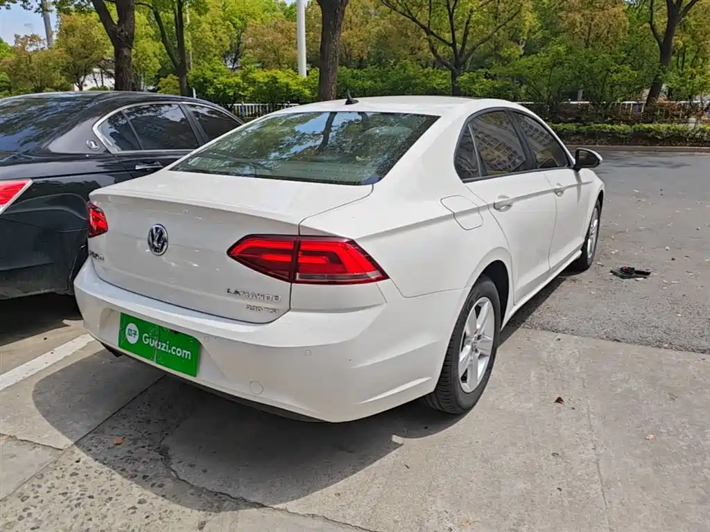 Volkswagen Lamando 2017 230TSI DSG Trend Edition фото 7