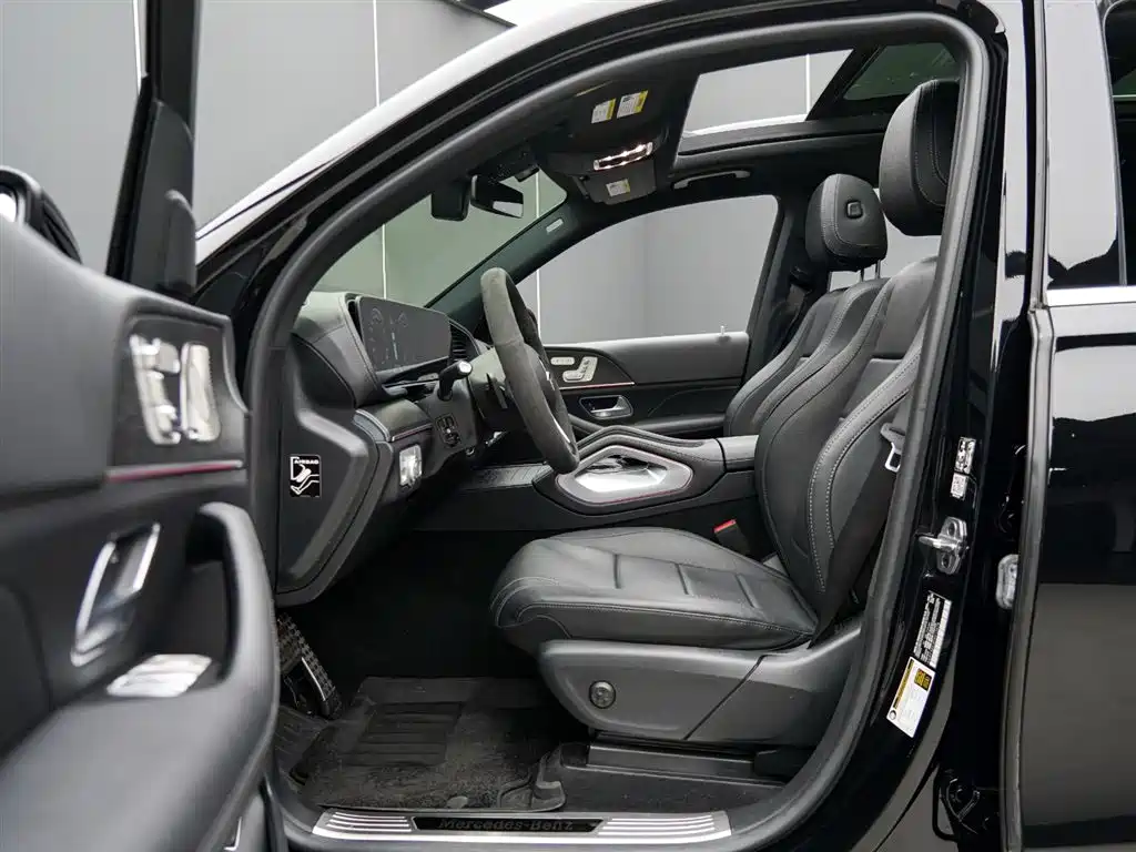 Mercedes-Benz GLS 2023 GLS 450 4MATIC Fashion Edition фото 7