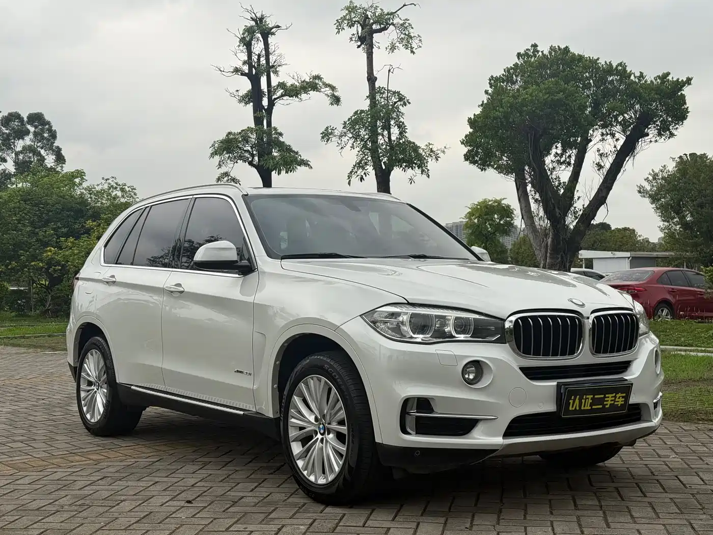 BMW X5 (Import) 2017 xDrive28i фото 3