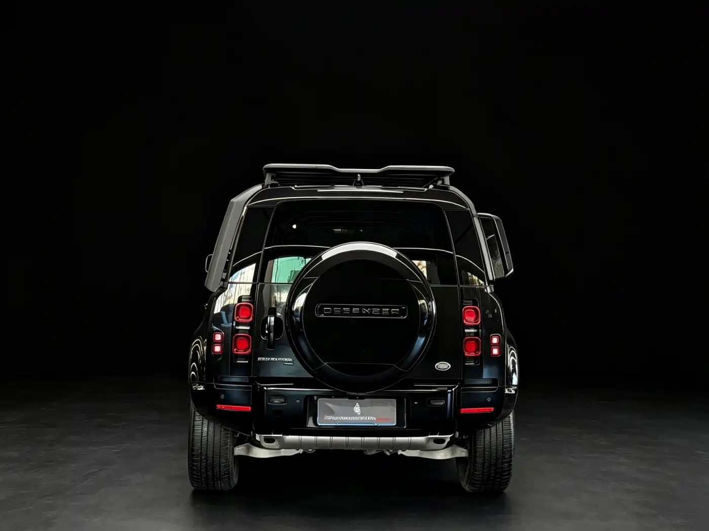 Land Rover Defender 2022 110 P400 X-DYNAMIC HSE фото 8