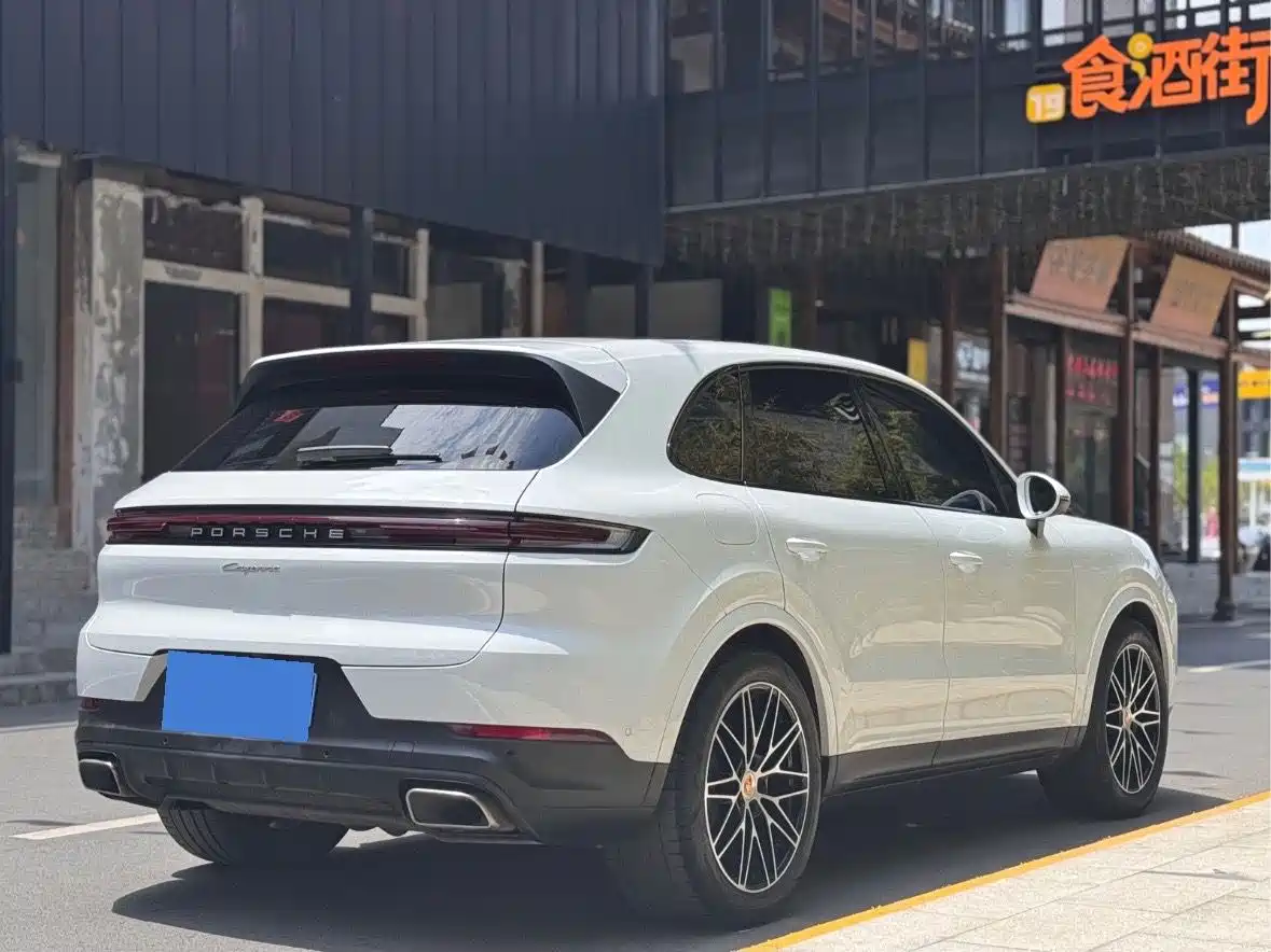 Porsche Cayenne 2024 Cayenne 3.0T фото 18