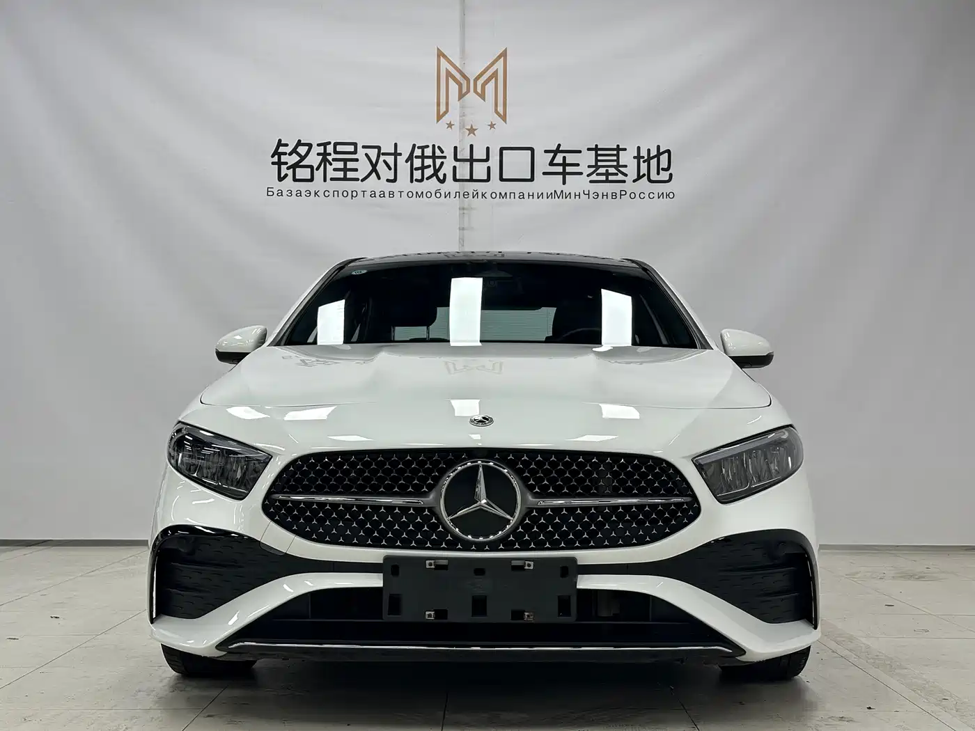 Mercedes-Benz A-Class 2023 A 180 L фото 2